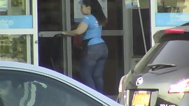 candids - PHAT BOOTY in tight jeans